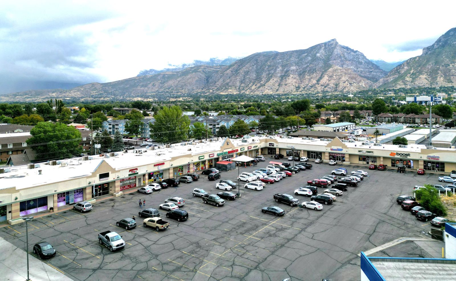 Gateway Plaza - Big Box Retail in the Heart of Provo