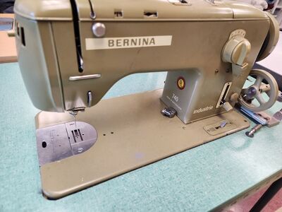 Bernina 740 Industrie Sewing Machine