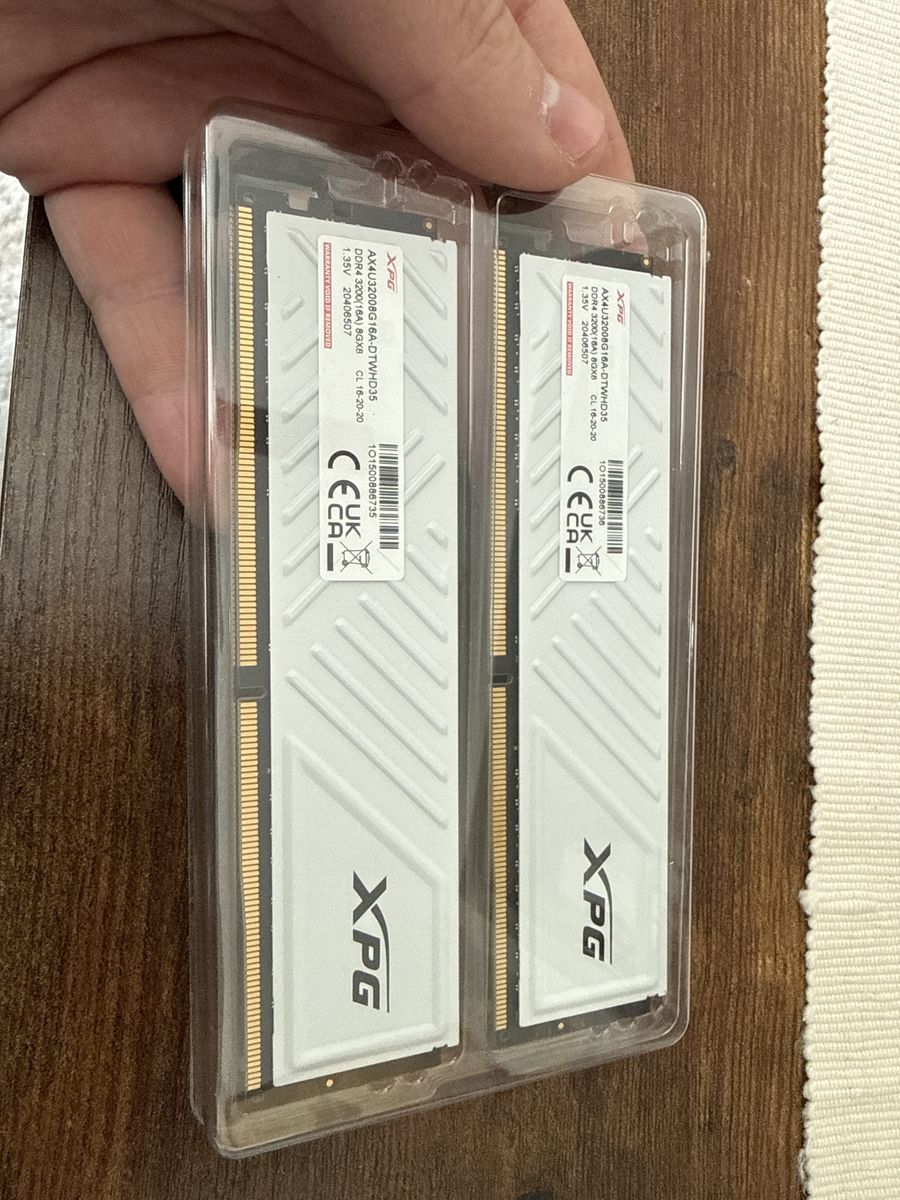 XPG Gammix D35 16GB (2x8GB) DDR4 3200MHz CL16