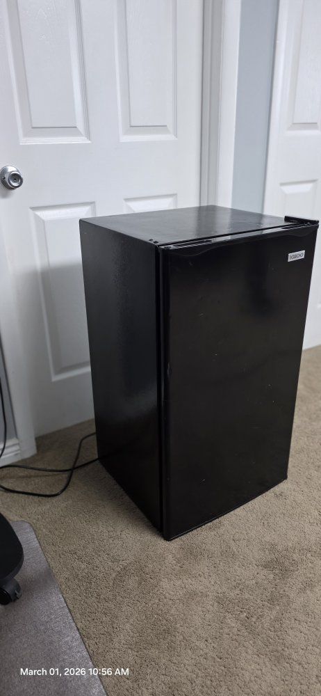 Main image 6