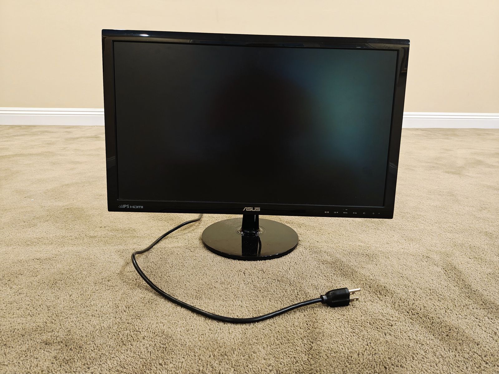 Main image 4