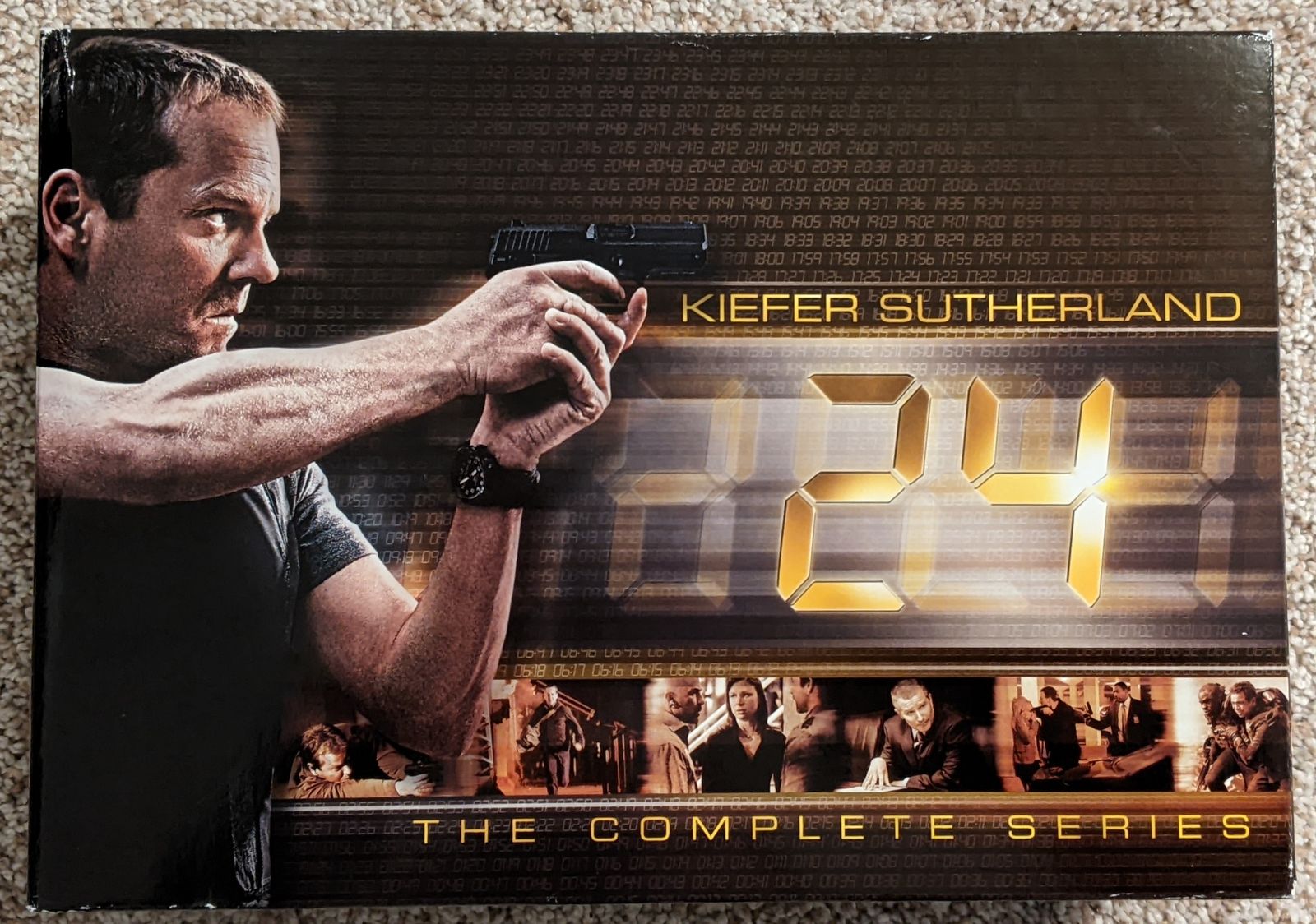24 The Complete Series DVD Box Set - Kiefer Sutherland (All 9 Seasons + Redemption, 60-Disc Collection)