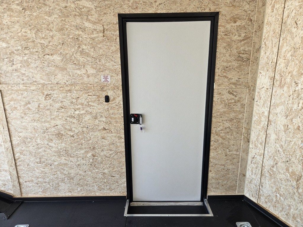 Main image 30