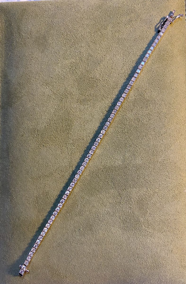 Main image 3
