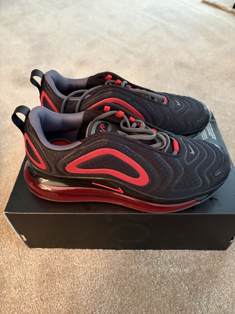 New Mens Nike 720 Shoes Size 8