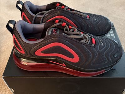 New Mens Nike 720 Shoes Size 8