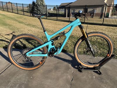 Yeti 2023 TURQ SB150 Large Carbon Wheels Bike