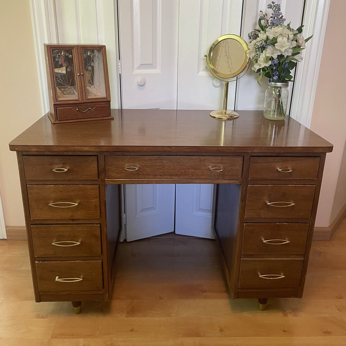 Vintage Mid-Century Modern Wood Desk with 9 Drawers and Brass Accents