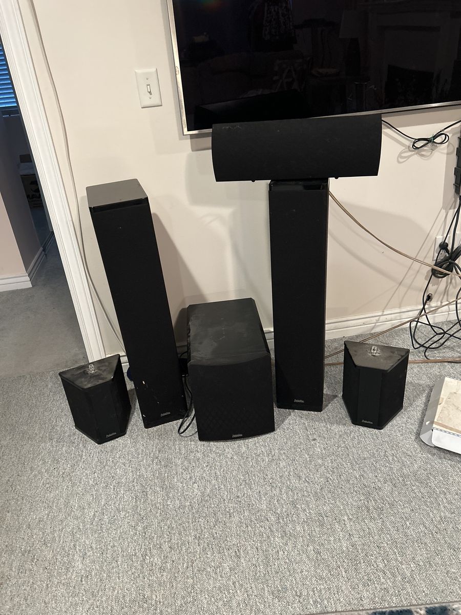 Surround sound speaker system