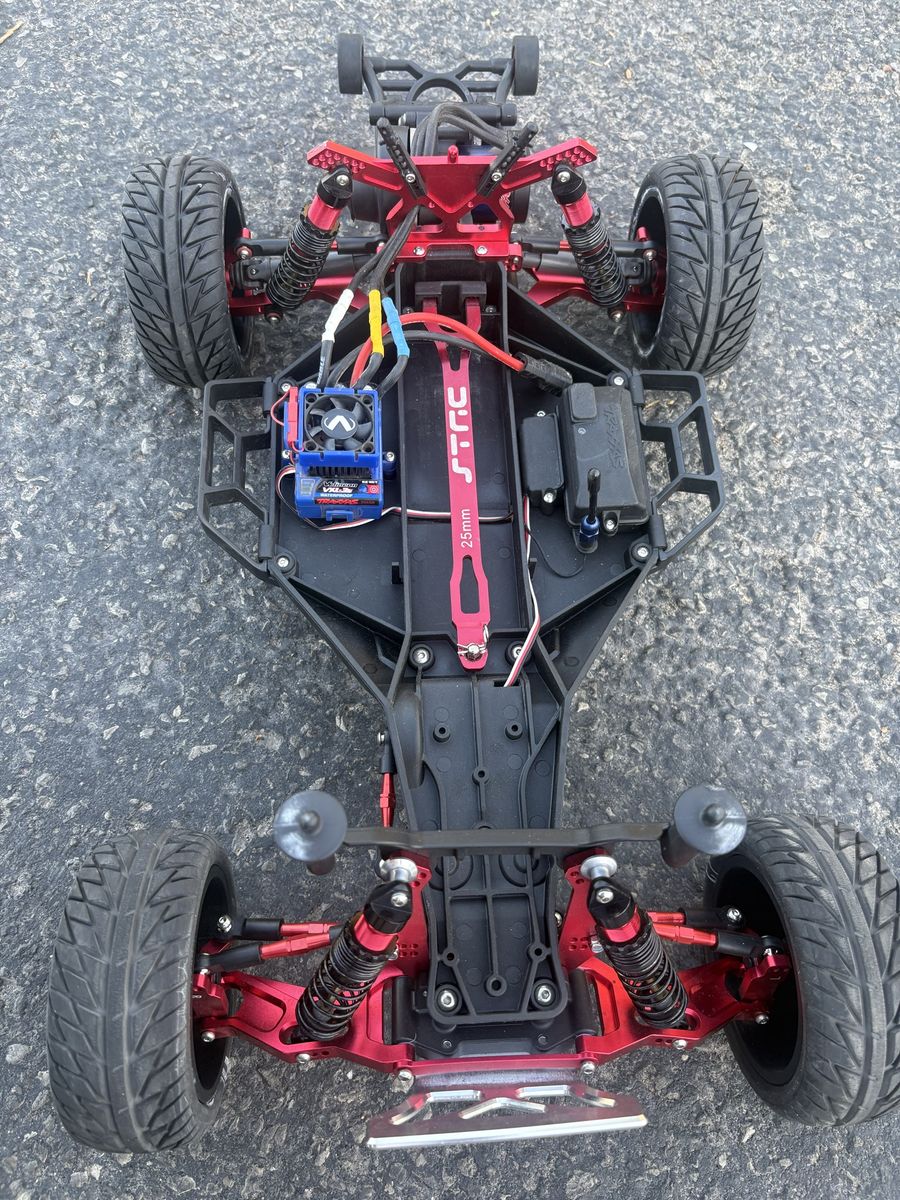 Street Fighter 3s Traxxas Slash VXL RTR