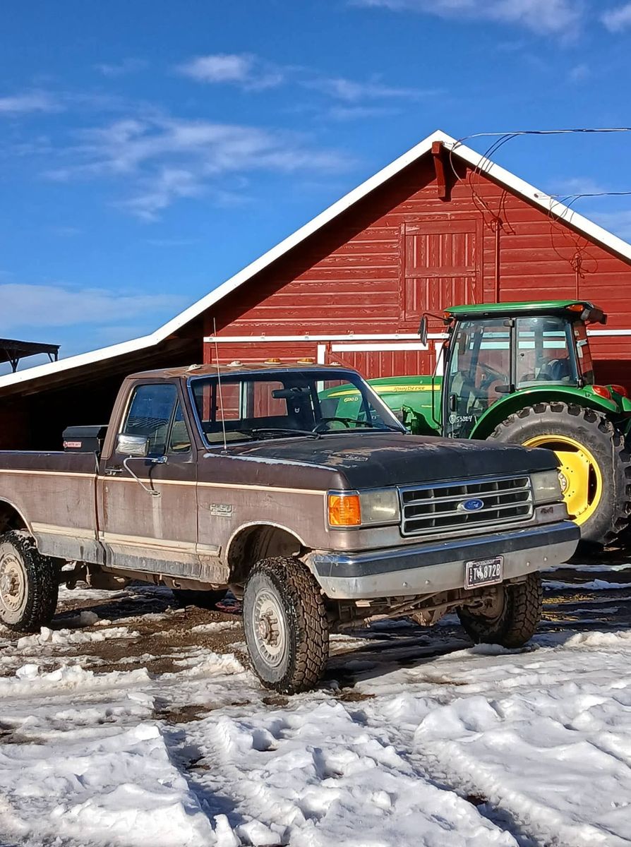 1989 FORD F350 XLT Lariat