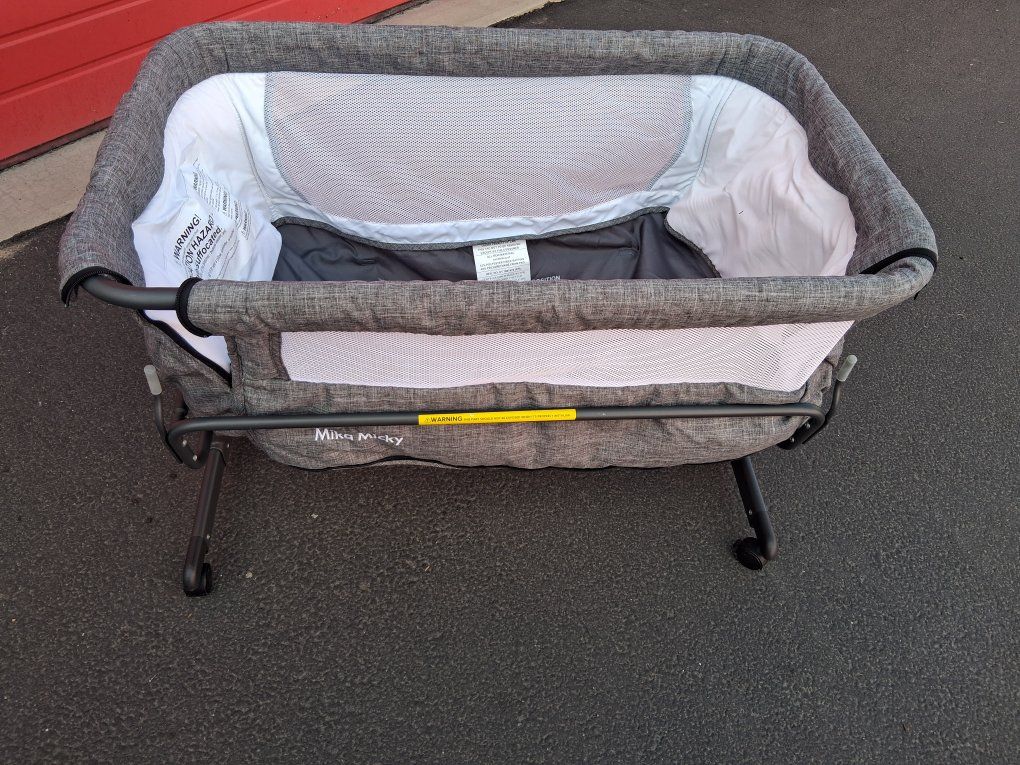 Mika Micky BedSide Baby Crib Like New!