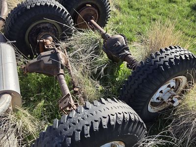 Dana 60 Front and Dana 70 Rear Axles from Kaiser Jeep M715