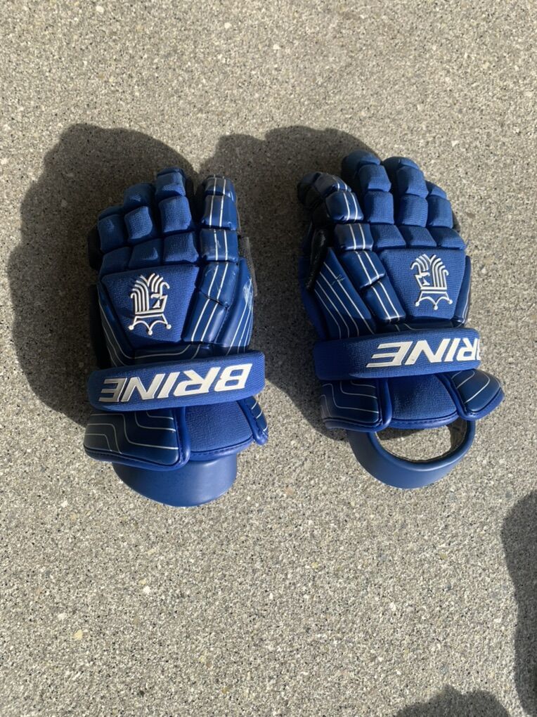 Lacrosse Gloves, Elbow Pads, Chest protector