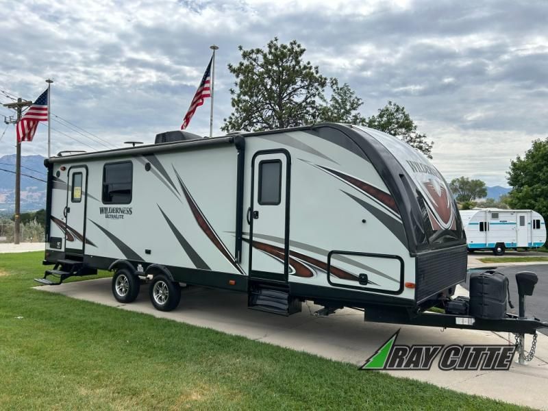 2018 Wilderness 2575RK