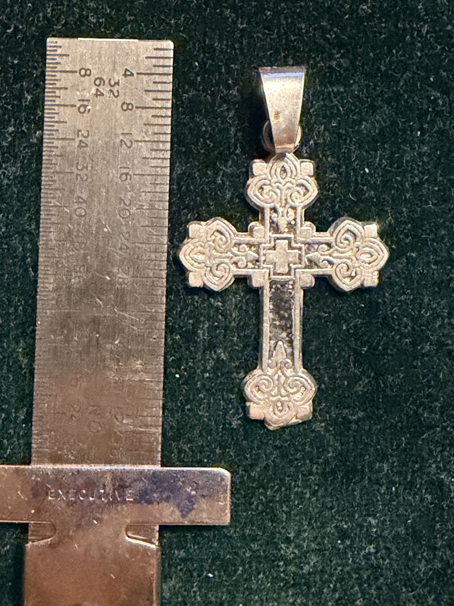 Main image 3
