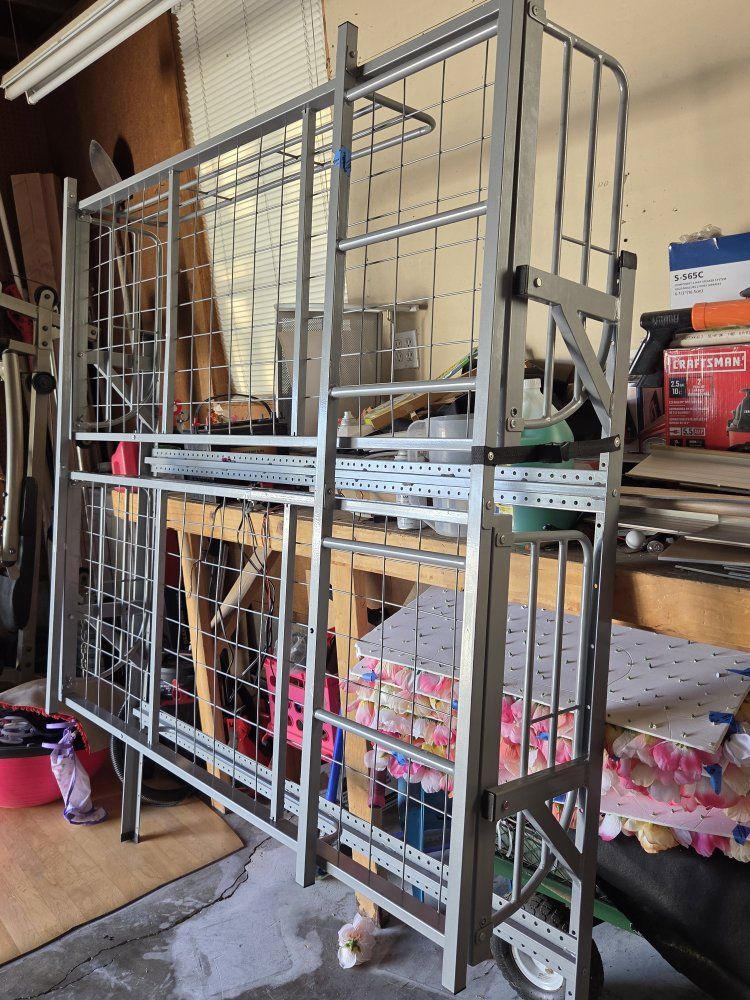 Main image 3