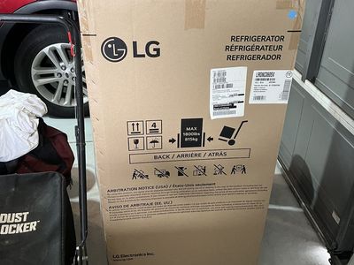 LG LR0NC0605V Refrigerator - New in Box
