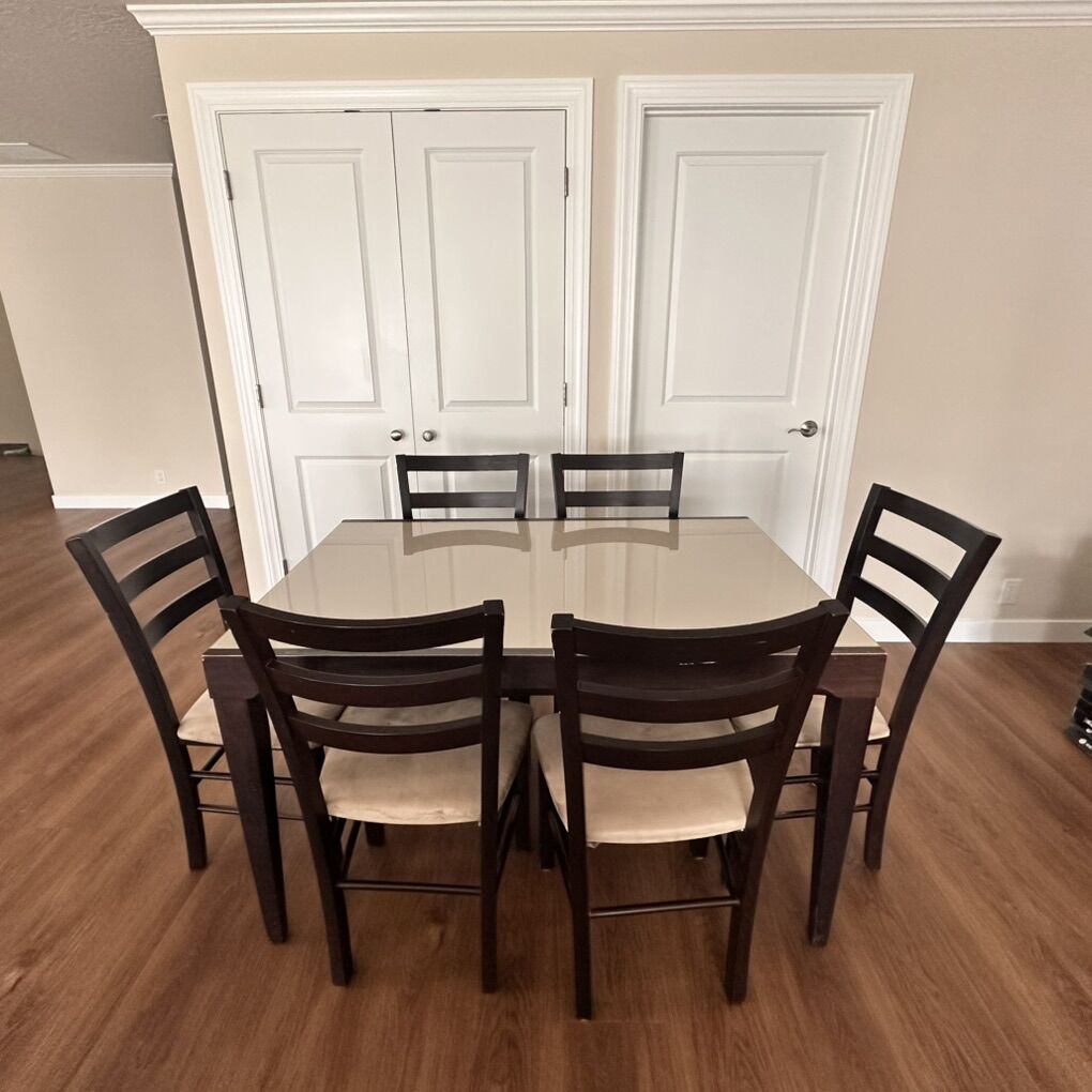 Cafe Latte 7 Piece Dining Table Set