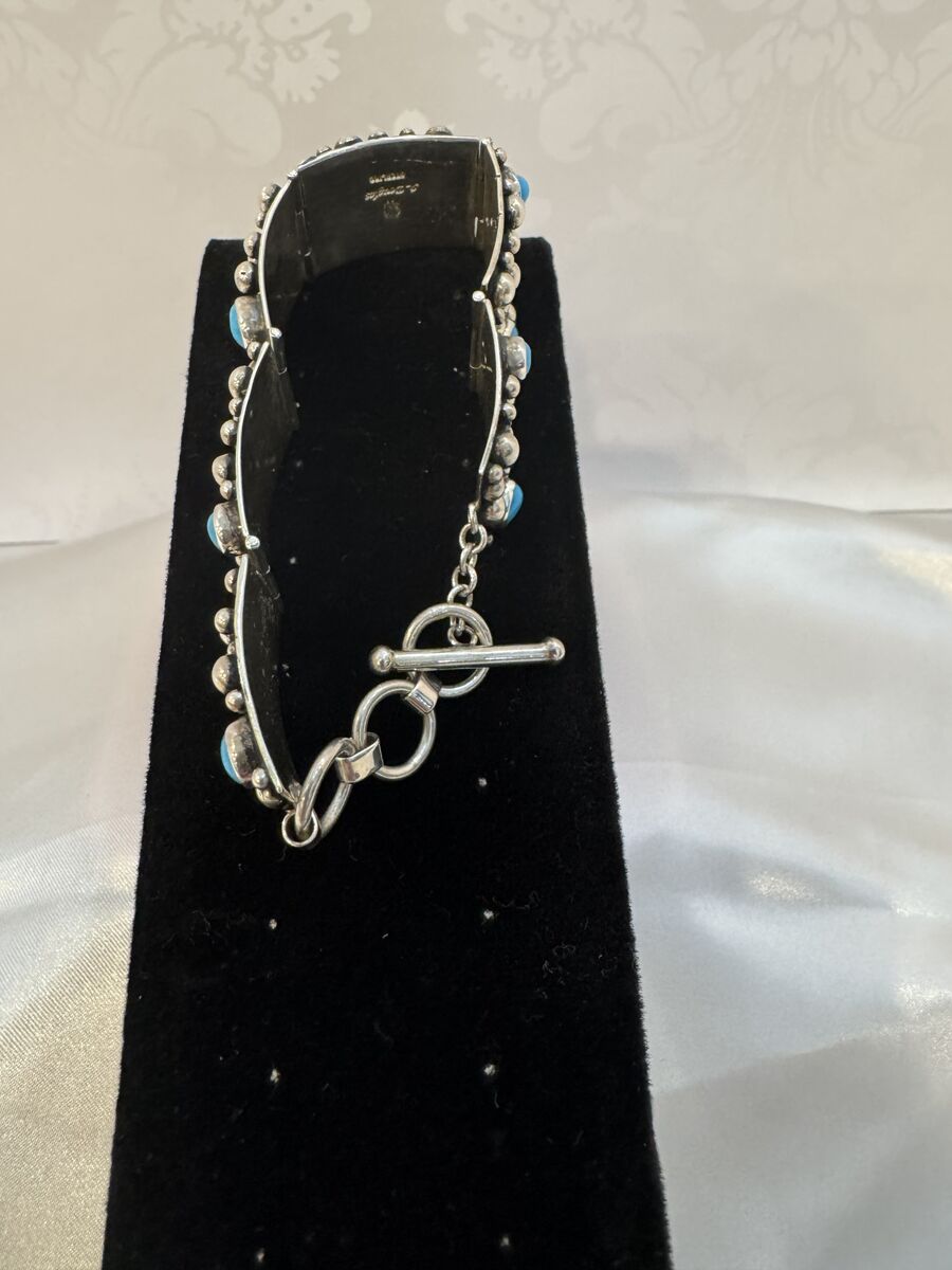 Sleeping Beauty Turquoise Bracelet - not fixed - T closure