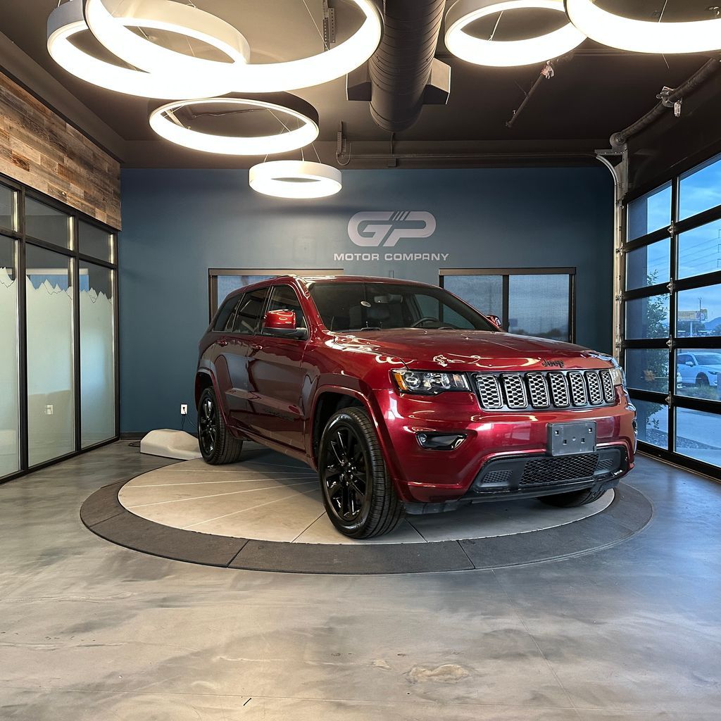 2019 Jeep Grand Cherokee Altitude