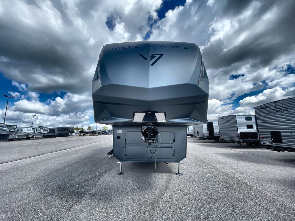 New 2026 Dutchmen RV Voltage V-Series 3600