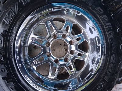 WELD RACING WHEELS WITH FREE TIRES