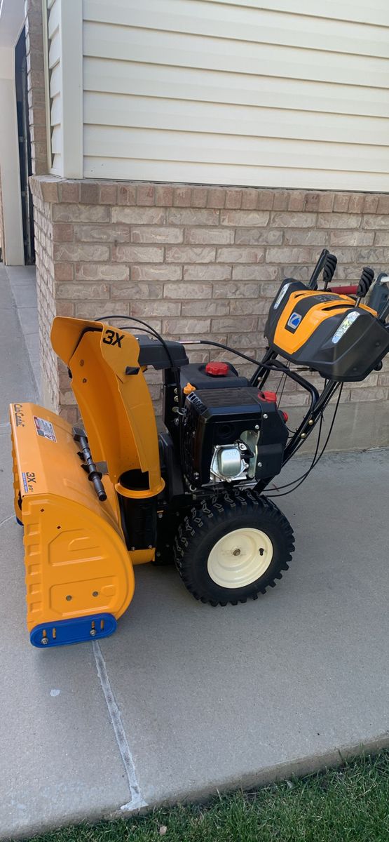Cub Cadet 3X 26-inch Three-Stage Snow Blower - Powerful Outdoor Equipment