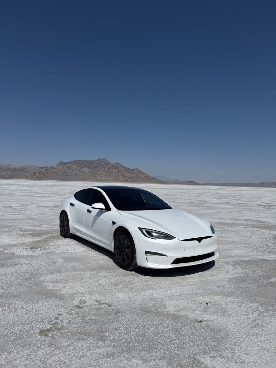 2021 Tesla Model S Plaid