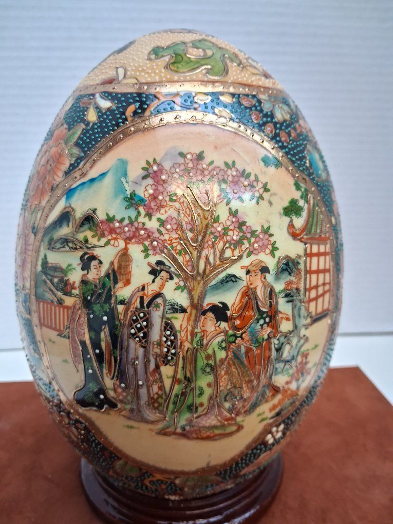 Main image 2