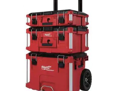 Milwaukee PACKOUT 22 in. Rolling Tool Box