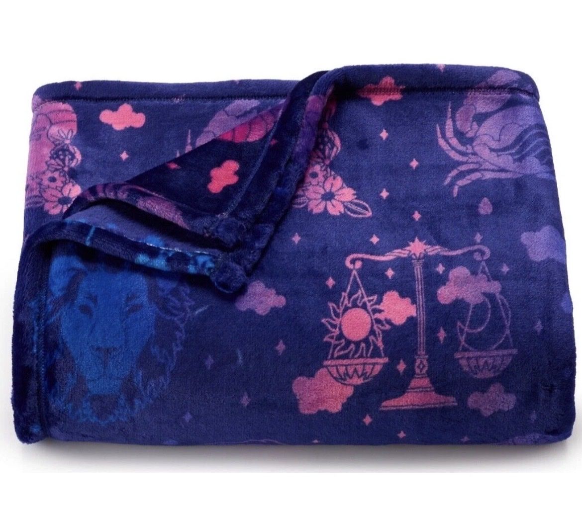 ZODIAC Signs Astrology Blue Pink 5x6 ft Oversized THROW BLANKET  NEW!