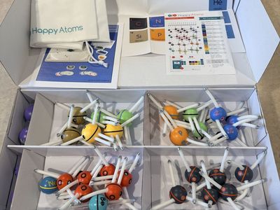 Happy Atoms Complete Set by Thames & Kosmos - Digital & Physical Chemistry Kit