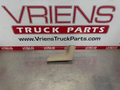 S60-1337-0632 TRIM-HEADER OVER DOOR LT TAN LH