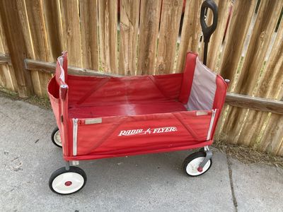 Radio flyer FOLDABLE/portable Transport Wagon