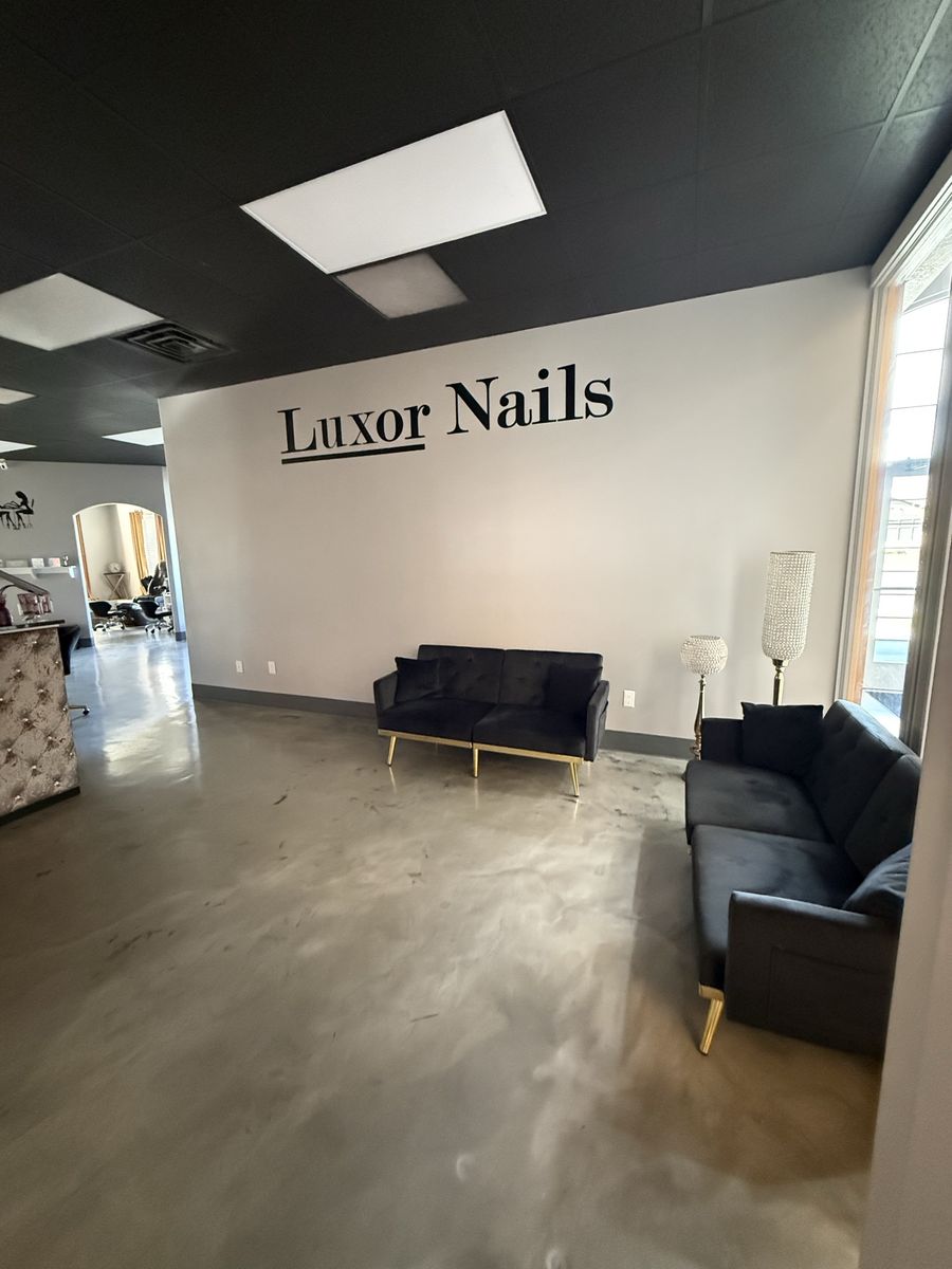 Beauty suite for rent