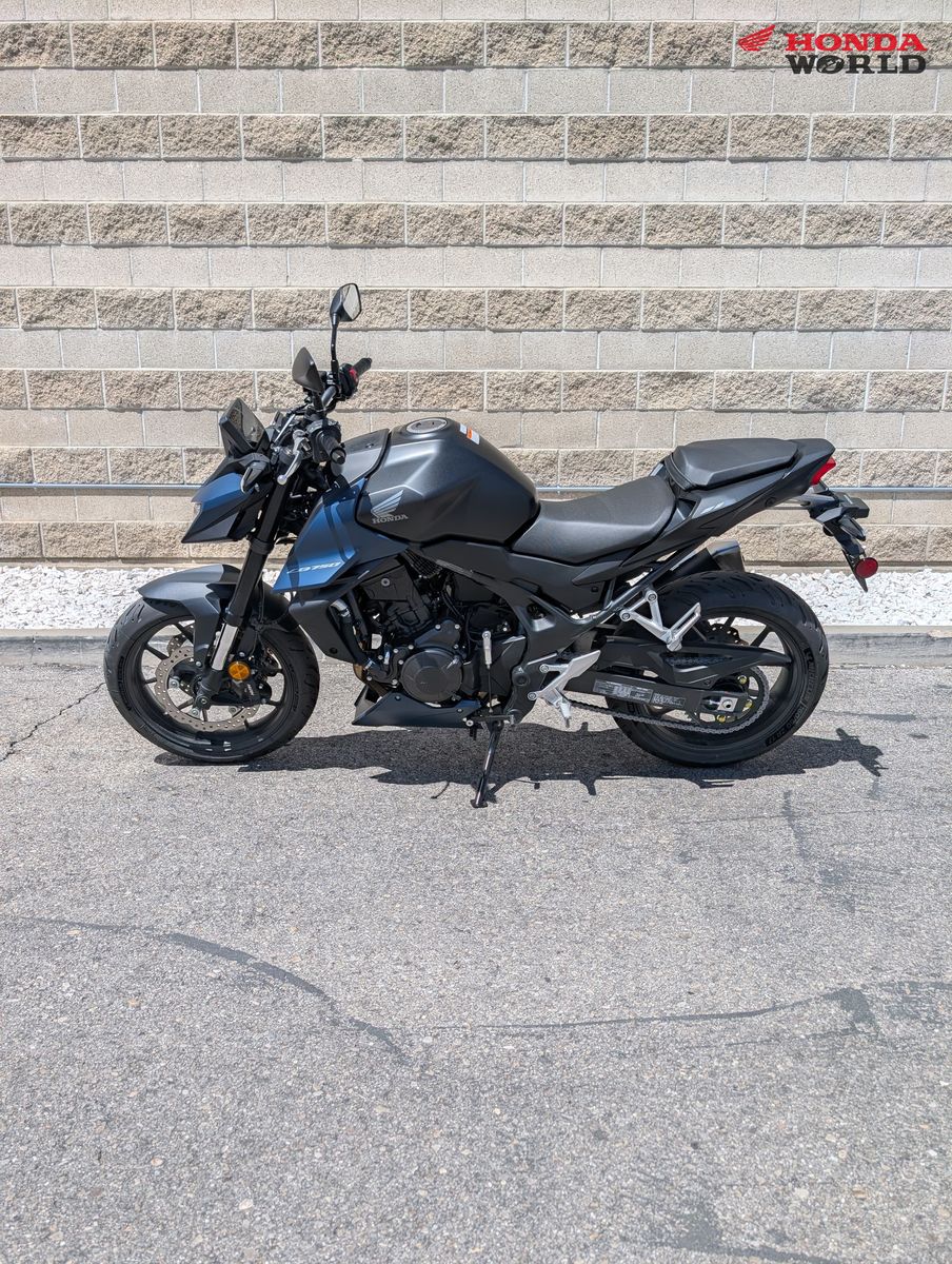 2026 Honda CB750 Hornet E-Clutch