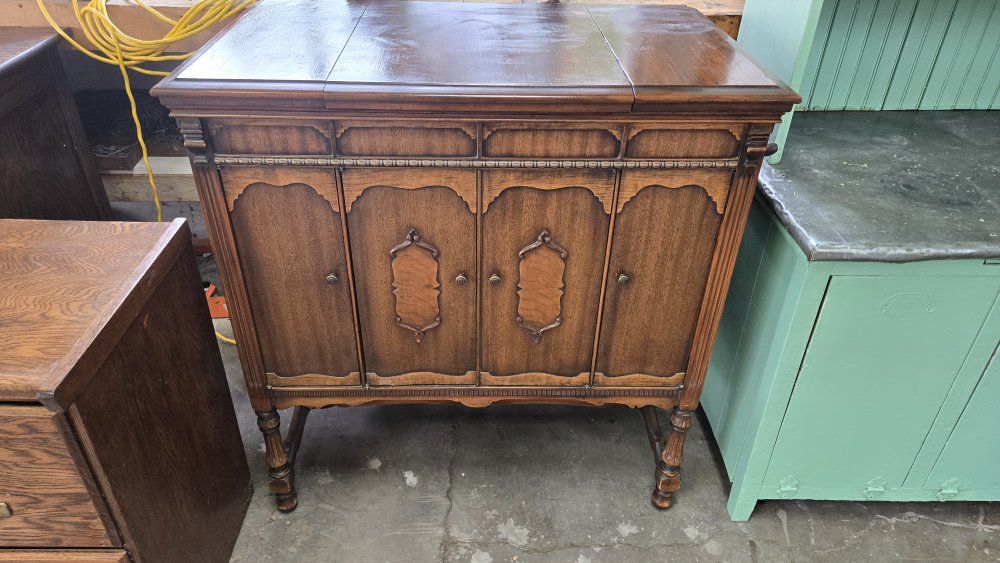 Vintage Brunswick Console Record Player Phonograph Wood Cabinet