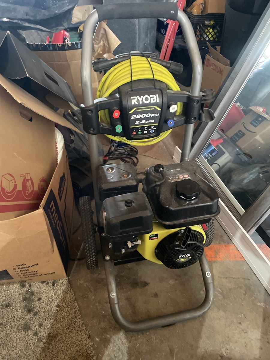Ryobi 2900 PSI 2.5 GPM Gas Pressure Washer