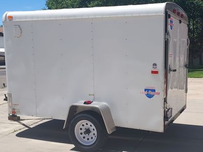 2009 6 x 10 Enclosed Cargo Trailer