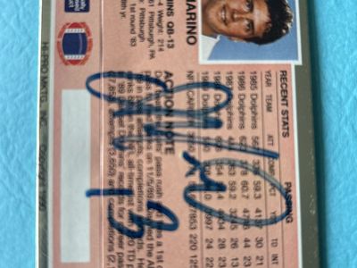 Dan Marino 1990 Action Pack Autograph Miami Dolphins NFL Hand Signed Auto Football Card
