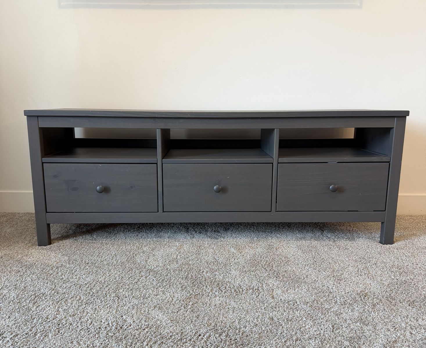 Gray Entertainment Center