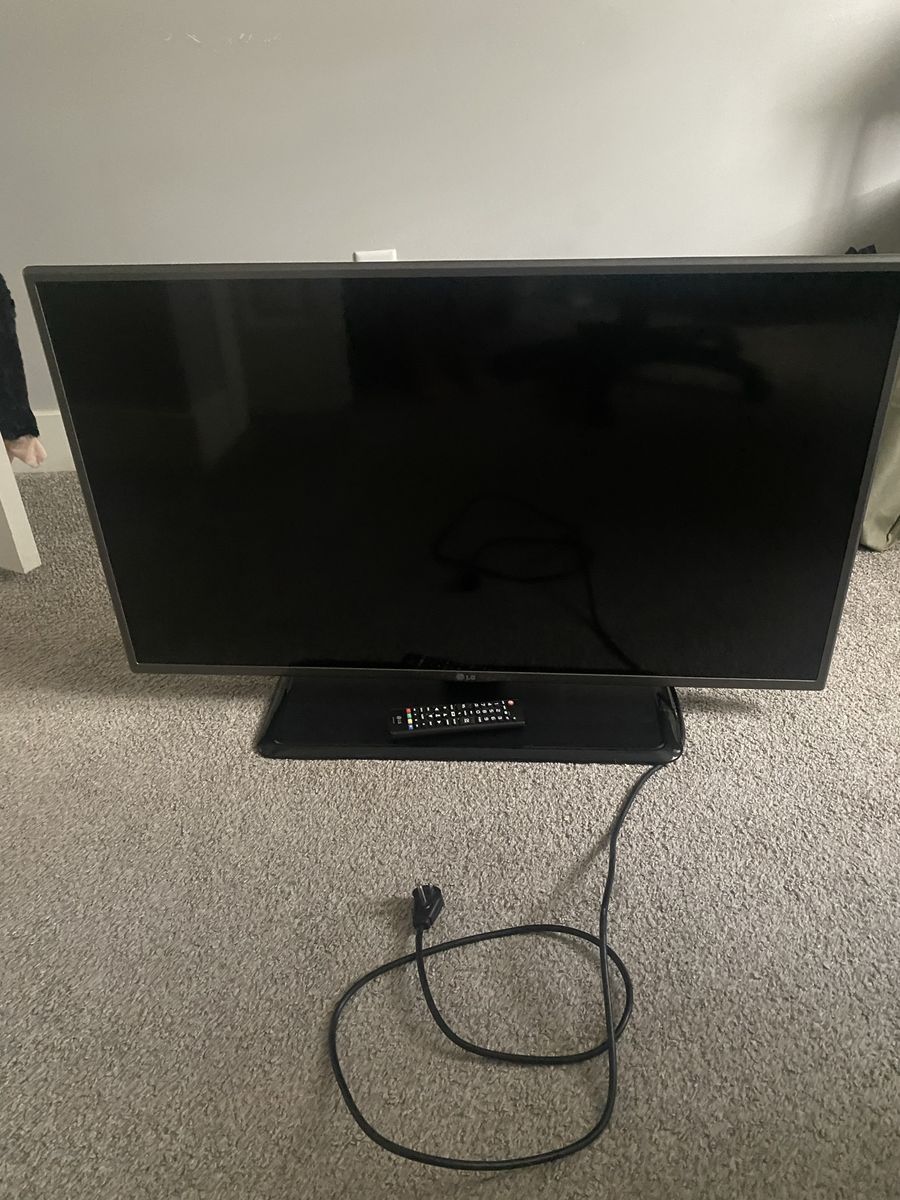 LG 40” LED TV - Black, with Remote and Power Cable