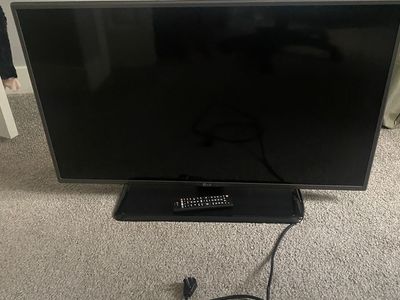 LG 40” LED TV - Black, with Remote and Power Cable