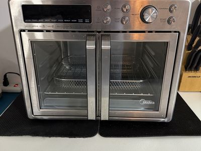 Midea flexify classic French door oven air fryer combo