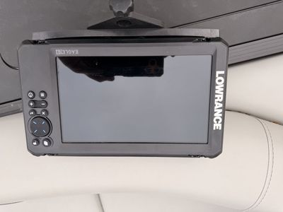 Lowrance fishfinder