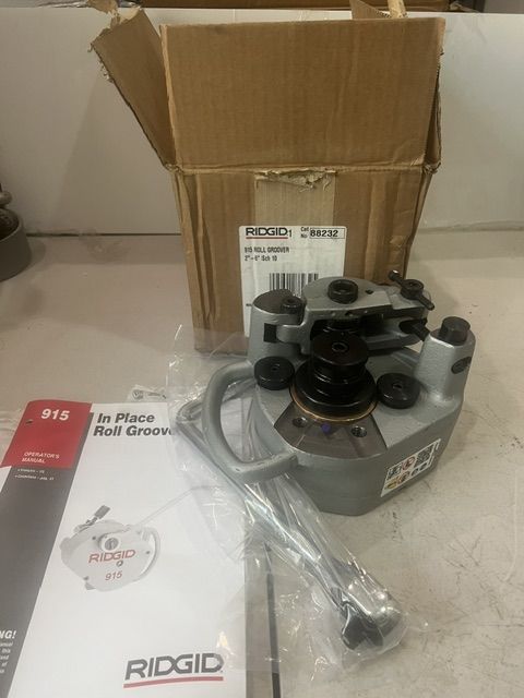(NEW) RIDGID 915 roll groover  cat #88232 ( plumbing from 2" to 6" )