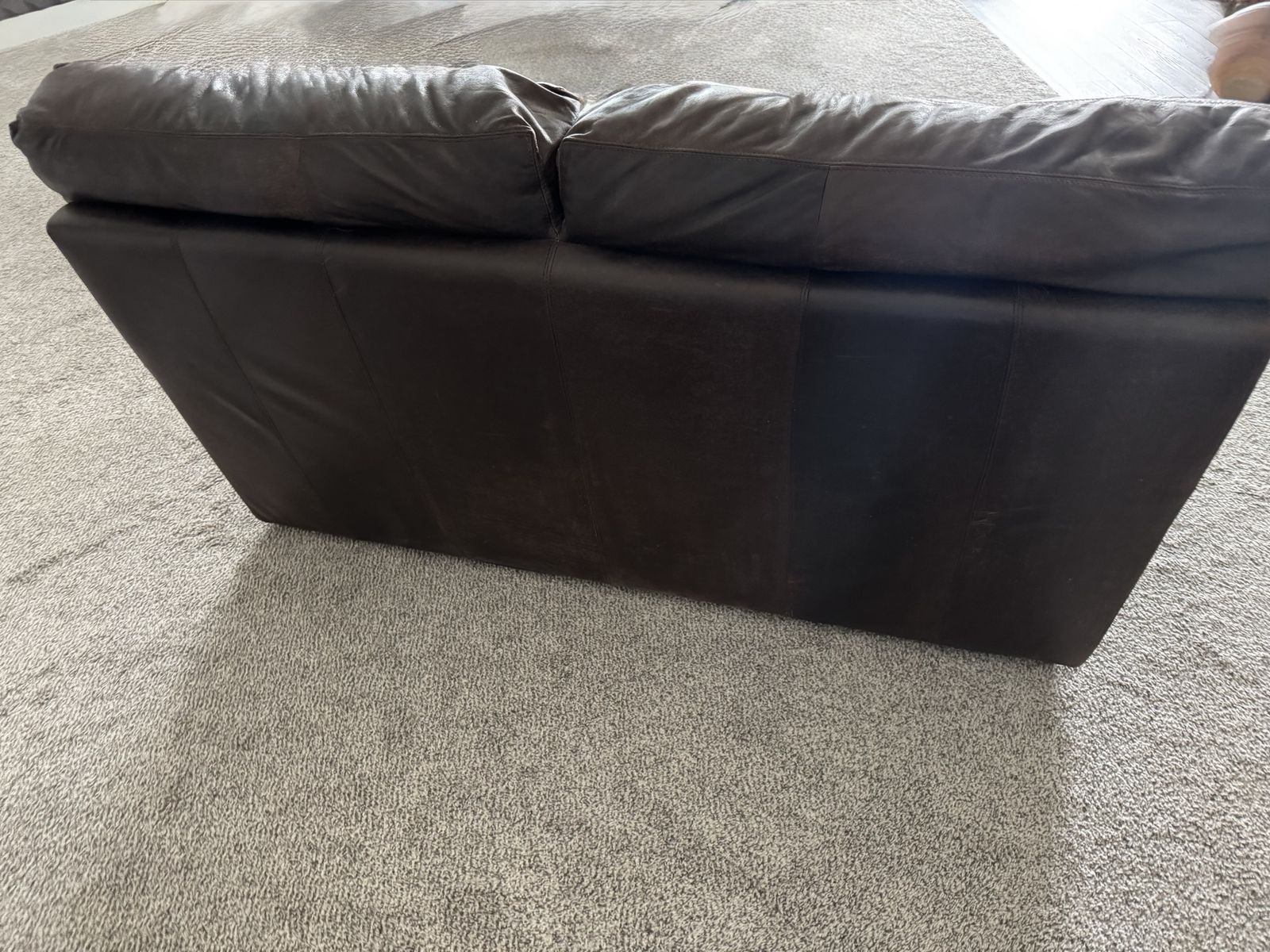 Main image 4