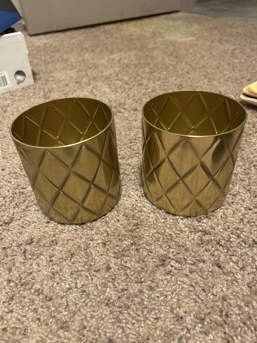 Set of 2 Gold Diamond Pattern Metal Votives/Planters