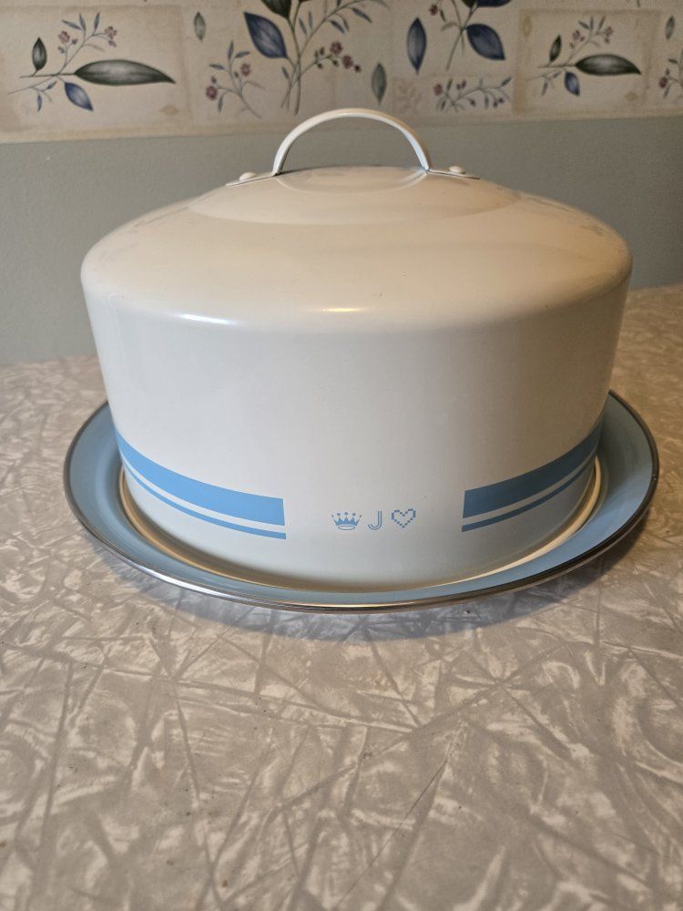Jamie Oliver Retro Cake Carrier with Lid - Light Blue & White Enamel, Round, Excellent Condition